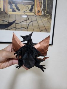 １枚折りのリザードン色違いで折ってみた