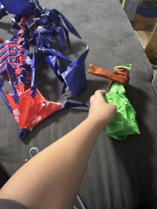 ムゲンダイナとメガウズボット