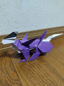 折り紙3枚と半分で4足ミライドン